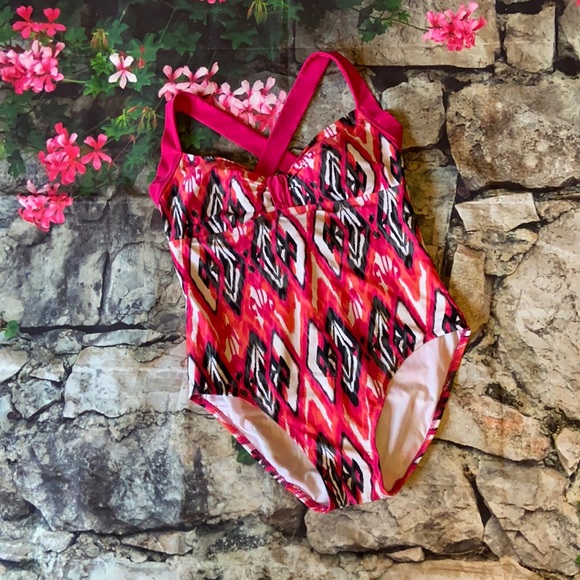 Catalina One-Piece Bathing Suit (L) - Picture 1 of 6